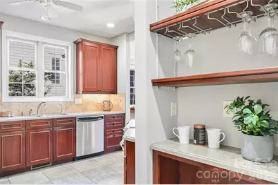 43 S Kuykendall Court, Hendersonville, NC 28739 - Photo 15