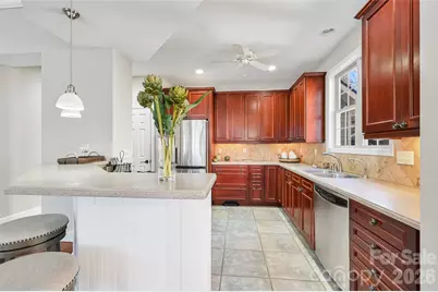 43 S Kuykendall Court, Hendersonville, NC 28739 - Photo 13