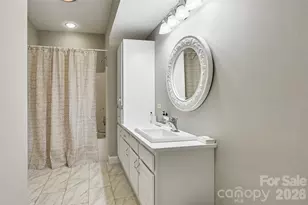 43 S Kuykendall Ct, Hendersonville, NC 28739 - Photo 29