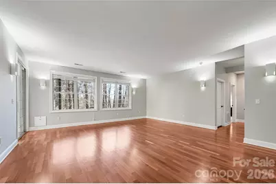 43 S Kuykendall Court, Hendersonville, NC 28739 - Photo 25