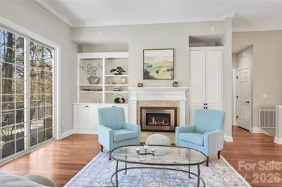 43 S Kuykendall Court, Hendersonville, NC 28739 - Photo 5