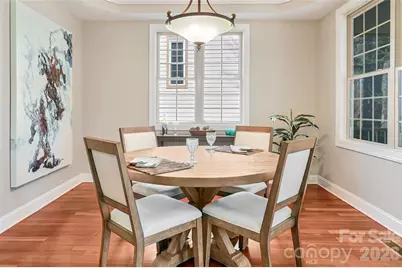 43 S Kuykendall Court, Hendersonville, NC 28739 - Photo 9