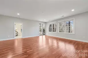 43 S Kuykendall Ct, Hendersonville, NC 28739 - Photo 25