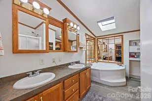 8 Jonquil Ln, Candler, NC 28715 - Photo 9