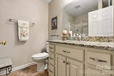 215 Towne Court NW, Conover, NC 28613 - Photo 21