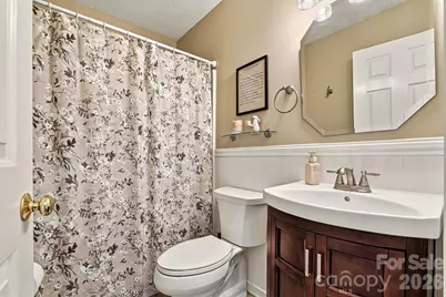 215 Towne Court NW, Conover, NC 28613 - Photo 25