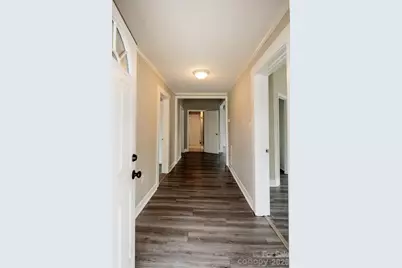 1209 Wilson W Lee Boulevard, Statesville, NC 28677 - Photo 5
