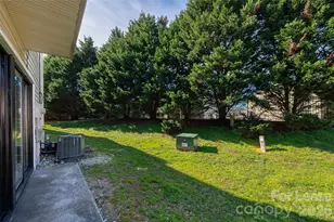 10943 Carmel Crossing Rd, Charlotte, NC 28226 - Photo 29