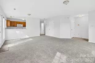 1911 Flushing Ct, Charlotte, NC 28215 - Photo 17