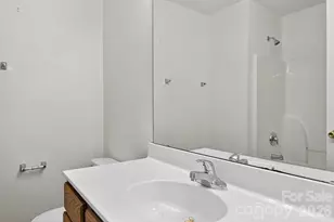 1911 Flushing Ct, Charlotte, NC 28215 - Photo 31