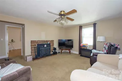 214 N North Dakota Street, Charlotte, NC 28216 - Photo 7