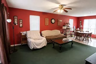 305 Mobley St, Clover, SC 29710 - Photo 7