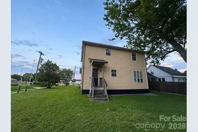 305 Mobley Street, Clover, SC 29710 - Photo 3