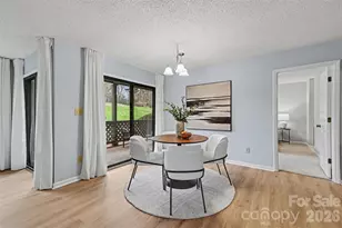 5866 Harris Grove Ln, Charlotte, NC 28212 - Photo 3