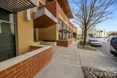 701 Royal Court #1009, Charlotte, NC 28202 - Photo 21