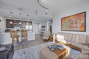 701 Royal Ct, Charlotte, NC 28202 - Photo 9