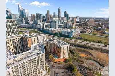 701 Royal Court #1009, Charlotte, NC 28202 - Photo 29