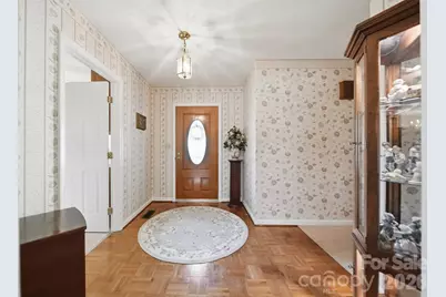 916 Plantation Drive, Lenoir, NC 28645 - Photo 3