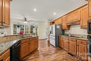 17211 Glassfield Dr, Huntersville, NC 28078 - Photo 11