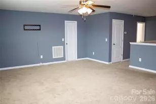 13430 Canterbury Castle Dr, Charlotte, NC 28273 - Photo 33