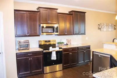 13430 Canterbury Castle Drive, Charlotte, NC 28273 - Photo 7