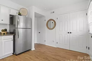 4640 Old Lantern Way, Charlotte, NC 28212 - Photo 9