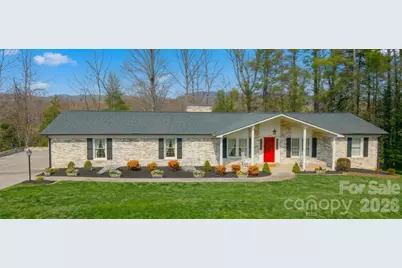 1015 Woodbine Place NE, Lenoir, NC 28645 - Photo 1