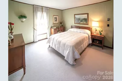 1015 Woodbine Place NE, Lenoir, NC 28645 - Photo 25