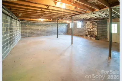 1015 Woodbine Place NE, Lenoir, NC 28645 - Photo 33