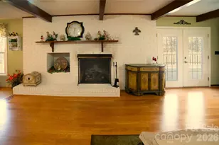 1015 Woodbine Pl NE, Lenoir, NC 28645 - Photo 11