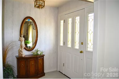 1015 Woodbine Place NE, Lenoir, NC 28645 - Photo 5