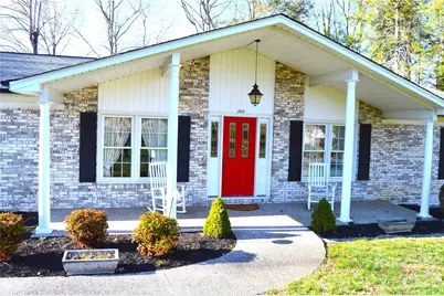 1015 Woodbine Place NE, Lenoir, NC 28645 - Photo 3