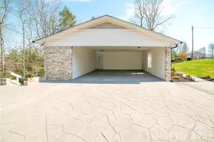 1015 Woodbine Pl NE, Lenoir, NC 28645 - Photo 29