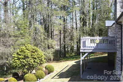 1015 Woodbine Place NE, Lenoir, NC 28645 - Photo 33