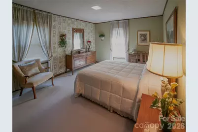 1015 Woodbine Place NE, Lenoir, NC 28645 - Photo 25