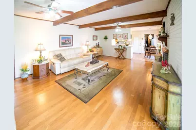 1015 Woodbine Place NE, Lenoir, NC 28645 - Photo 9