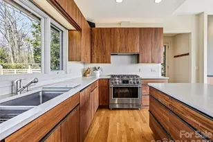 102 Horizon Hill Rd, Asheville, NC 28804 - Photo 13