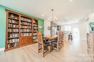 2025 Evolve Wy, Charlotte, NC 28205 - Photo 13