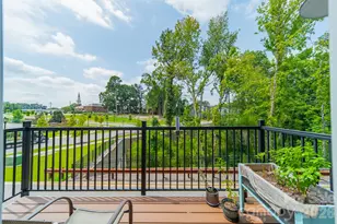 2025 Evolve Wy, Charlotte, NC 28205 - Photo 9