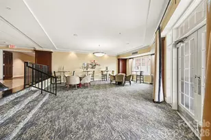 300 W 5th St, Charlotte, NC 28202 - Photo 27