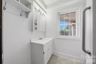 209 Abernathy St NW, Lenoir, NC 28645 - Photo 21