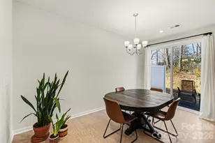 5128 Somerset Hill Ln, Charlotte, NC 28269 - Photo 7