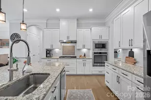 116 Abbeville Ln, Mooresville, NC 28117 - Photo 9