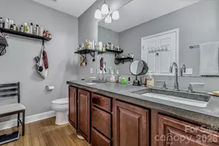 400 Skyloft Dr, Asheville, NC 28801 - Photo 27