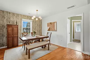 2700 Lytham Dr, Charlotte, NC 28210 - Photo 7