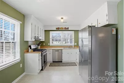 2700 Lytham Drive, Charlotte, NC 28210 - Photo 15