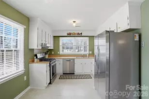 2700 Lytham Dr, Charlotte, NC 28210 - Photo 15