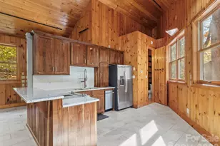 191 N Fork Rd, Burnsville, NC 28714 - Photo 27
