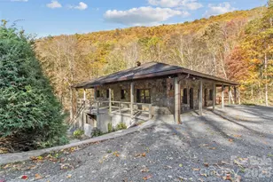 191 N Fork Rd, Burnsville, NC 28714 - Photo 43