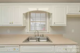 215 E Middlebury Ln SW, Aiken, SC 29803 - Photo 7